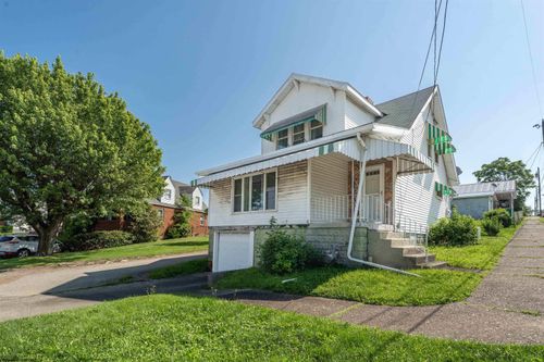 237 Cleveland Ave, Uniontown, PA, 15401-3703 | Card Image