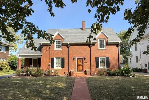 745 N Academy St, Galesburg, IL, 61401-2638 | Card Image