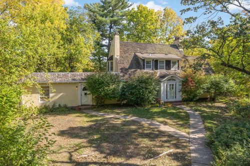 10 Benhill Rd, Saint Paul, MN, 55105-3244 | Card Image