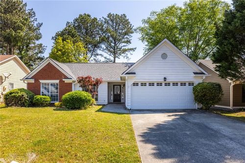 2110 Racquet Club Cir, Lawrenceville, GA, 30043-5697 | Card Image