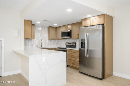 4760 E Moreland St, Phoenix, AZ, 85008-5731 | Card Image