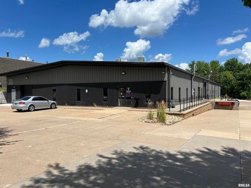 2-3805 Mississippi Ave, Davenport, IA, 52807-1816 | Card Image