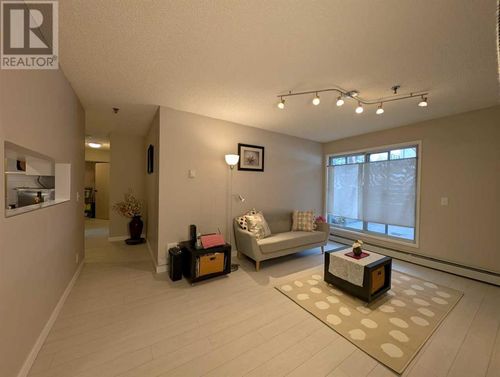 525 56 Ave Sw, Calgary, AB, T2V4Z9 | Card Image