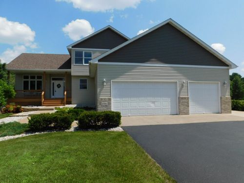 17331 Zumbrota St Ne, Andover, MN, 55304-5005 | Card Image