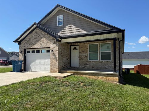 272 Pinehurst Way, Harrodsburg, KY, 40330-8439 | Card Image