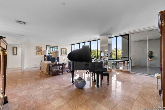 APT-304 - 200 Patterson Ave, Condo with 2 bedrooms, 3 bathrooms and null parking in San Antonio TX | Image 15