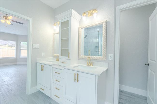5807 Cypress Mound Ct, House other with 5 bedrooms, 5 bathrooms and 2 parking in Spring TX | Image 25