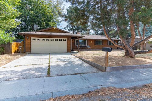 3552 N Covered Wagon Way, Boise, ID, 83713-3815 | Card Image