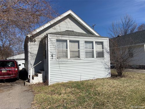 3521 Davison Rd, Flint, MI, 48506-3936 | Card Image