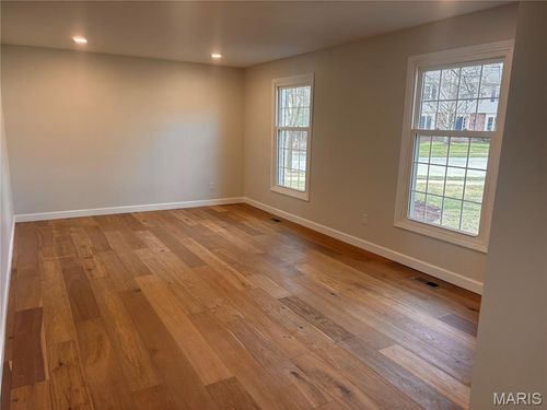 14898 Pheasant Hill Ct, Chesterfield, MO, 63017-5431 | Card Image