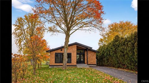 2010 W Lake Rd, Skaneateles, NY, 13152-9612 | Card Image