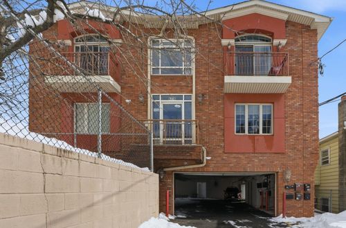 31-6208 Jackson St, West New York, NJ, 07093-5345 | Card Image