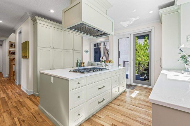 930 9 St, House other with 8 bedrooms, 7 bathrooms and 4 parking in Canmore AB | Image 17