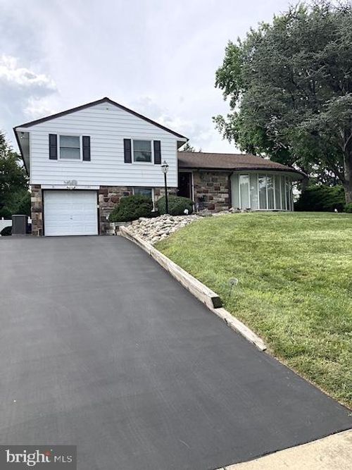 1180 Ballytore Rd, HUNTINGDON VALLEY, PA, 19006-8402 | Card Image