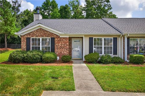 301 Chesapeake Ln, Archdale, NC, 27263-2453 | Card Image