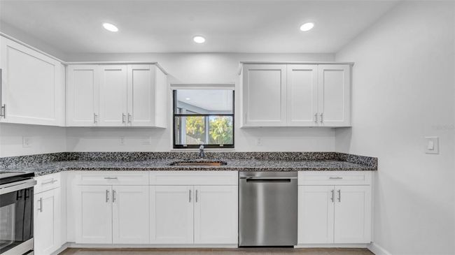 2116 Karan Way, House other with 3 bedrooms, 2 bathrooms and null parking in CLEARWATER FL | Image 12