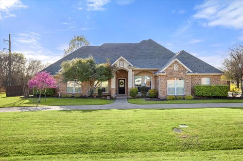1925 Willow Bend Dr, Oak Leaf, TX, 75154-3871 | Card Image