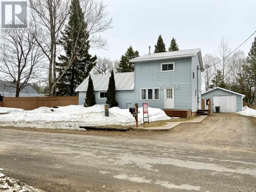 296 Old Goulais Bay Rd, Goulais River, ON, P0S1E0 | Card Image