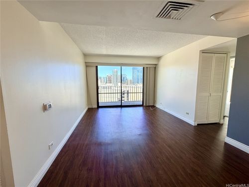 14b-225 Queen St, Honolulu, HI, 96813-4603 | Card Image