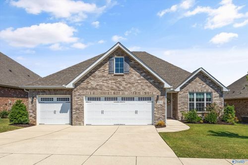 3018 Crystal Creek Dr, Brownsboro, AL, 35741-9632 | Card Image