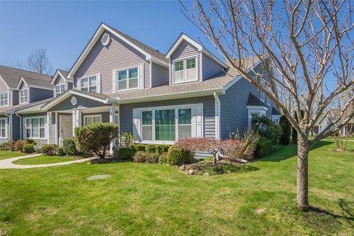 713 Spring Lake Dr, Middle Island, NY, 11953-2648 | Card Image
