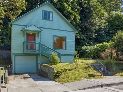 1829 Irving Ave, Astoria, OR, 97103-3520 | Card Image