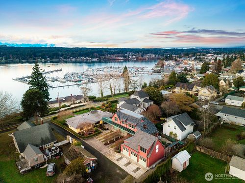 18440 Fjord Dr Ne, Poulsbo, WA, 98370-8401 | Card Image