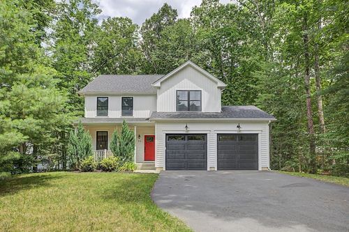 59 Ice Pond Dr, Northampton, MA, 01062-9500 | Card Image
