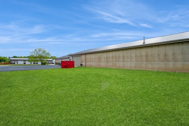 1070 Lyons Ln, Home with 0 bedrooms, 0 bathrooms and null parking in Marion IA | Image 7
