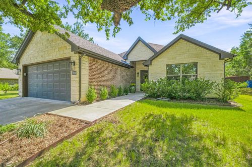 5004 Moss Rock Trl, Granbury, TX, 76048-6499 | Card Image