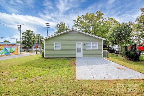 212 Kerr St Nw, Concord, NC, 28025-4855 | Card Image