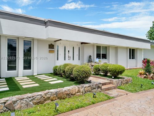 621 E Tropical Way, Plantation, FL, 33317-3334 | Card Image