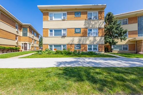 apt-1s-39 W Conti Pkwy, Elmwood Park, IL, 60707-4512 | Card Image