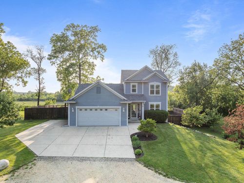 N2409 Laura St, Delavan, WI, 53115-3382 | Card Image