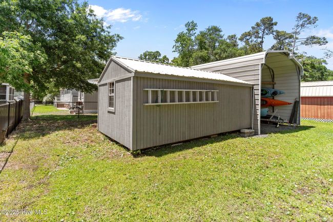 233 Ne 70 Th St, House other with 3 bedrooms, 2 bathrooms and null parking in Oak Island NC | Image 43