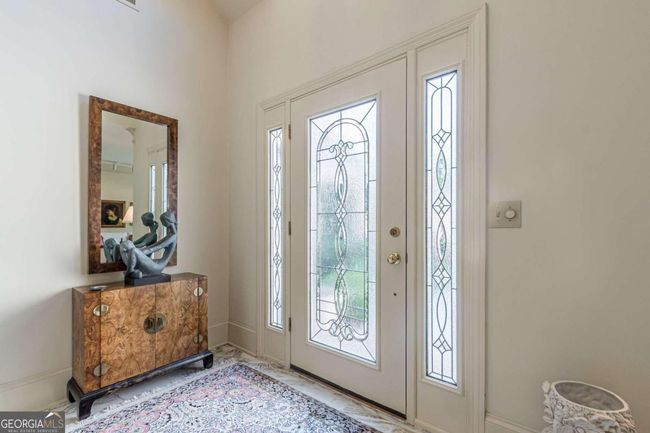 5700 Grove Point Rd, House other with 3 bedrooms, 3 bathrooms and 2 parking in Johns Creek GA | Image 6