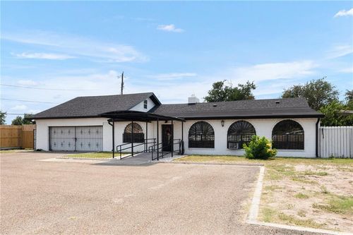 3813 N Taylor Rd, Mission, TX, 78573-9333 | Card Image