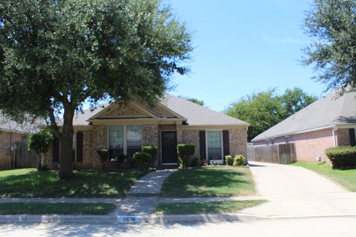 8636 Thistle Ridge Ter, Fort Worth, TX, 76123-4044 | Card Image