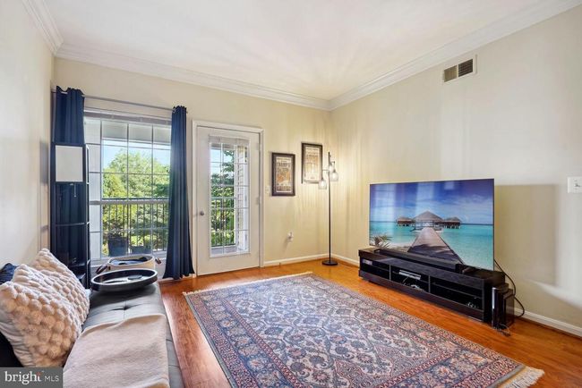 UNIT-208 - 4850 Eisenhower Ave, Condo with 2 bedrooms, 1 bathrooms and null parking in ALEXANDRIA VA | Image 5