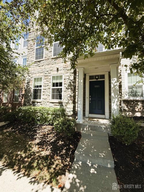 1003 Leia Ln, Highland Park, NJ, 08904-1864 | Card Image