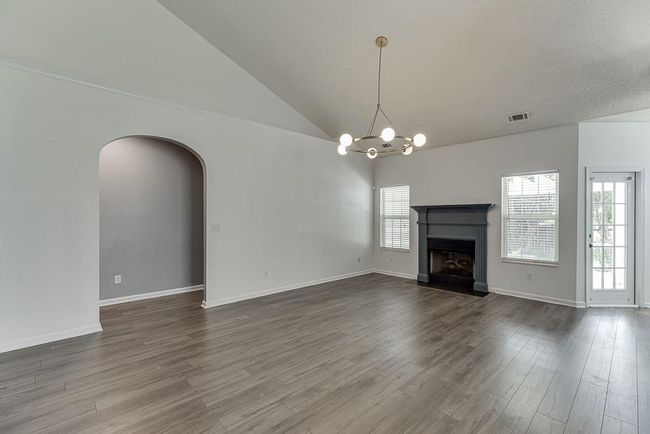 2464 Laurelfield Dr, House other with 3 bedrooms, 2 bathrooms and null parking in Grayson GA | Image 10