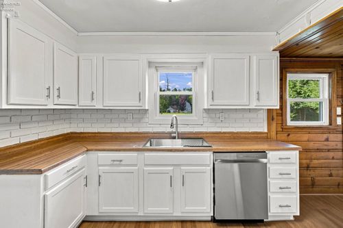 906 Duke Ave, Mansfield, OH, 44905-1502 | Card Image
