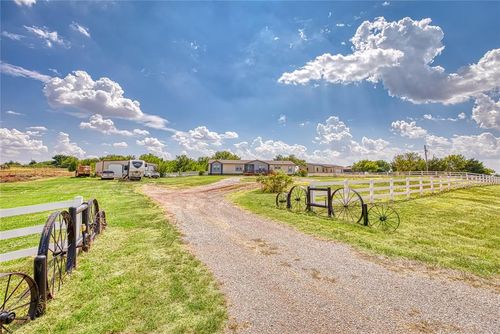 21238 Highway 73, Foss, OK, 73647-5010 | Card Image