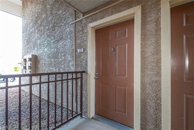 127 - 4954 River Glen Drive, Condo with 1 bedrooms, 1 bathrooms and null parking in Las Vegas NV | Image 2