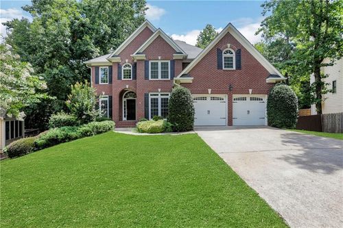 825 River Cove Dr, Dacula, GA, 30019-2094 | Card Image