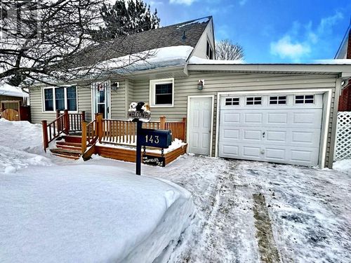 143 Dieppe Ave, Elliot Lake, ON, P5A1H6 | Card Image