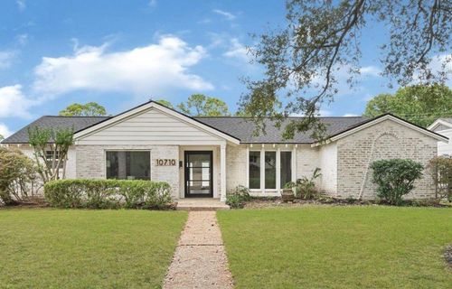10710 Candlewood Dr, Houston, TX, 77042-1435 | Card Image