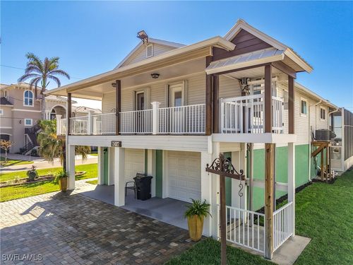 8016 Buccaneer Dr, FORT MYERS BEACH, FL, 33931-5202 | Card Image