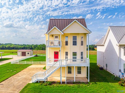 5329 Bay Village Dr, Athens, AL, 35611-8706 | Card Image