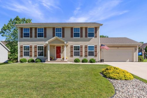 600 E Randy Road, Oak Creek, WI, 53154 | Card Image